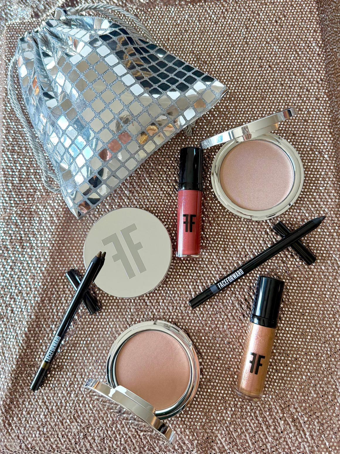 "It" Girl Set